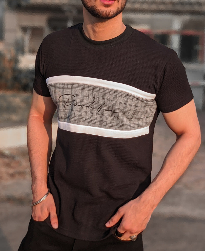 Black Tape Signature Print Half Sleeves T-Shirt